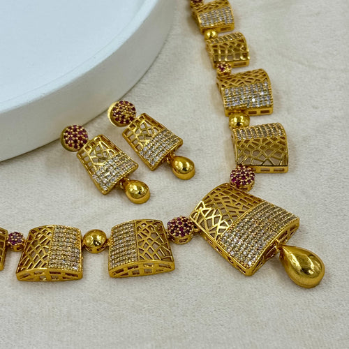 Zivah Gold Antique Necklace Set