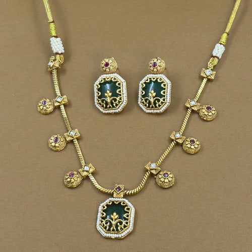 Arya Green Antique Necklace Set for Daily Wear