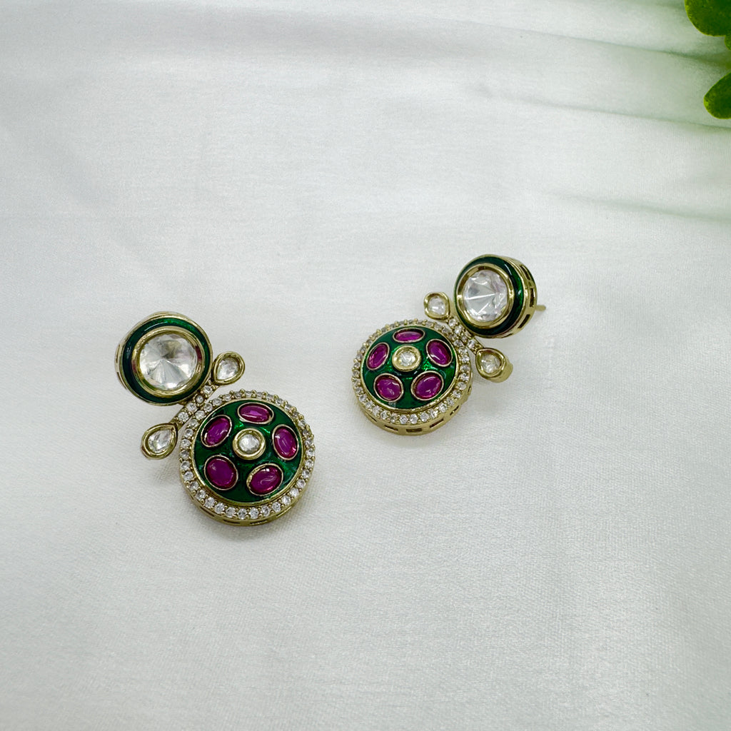 Victorian Emerald Necklace Set with Antique Finish – Royal Heritage Jewellery