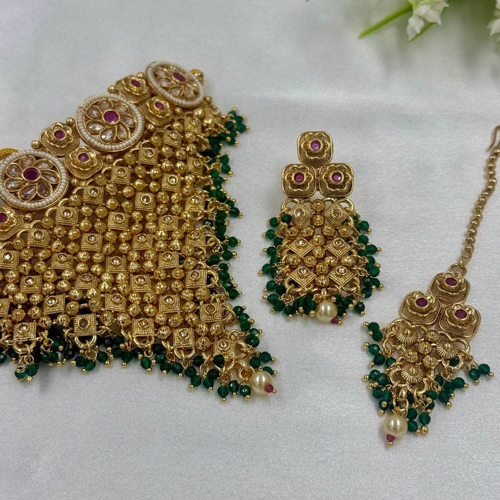 Traditional Choker Jewellery Set Earrings Maang Tikka