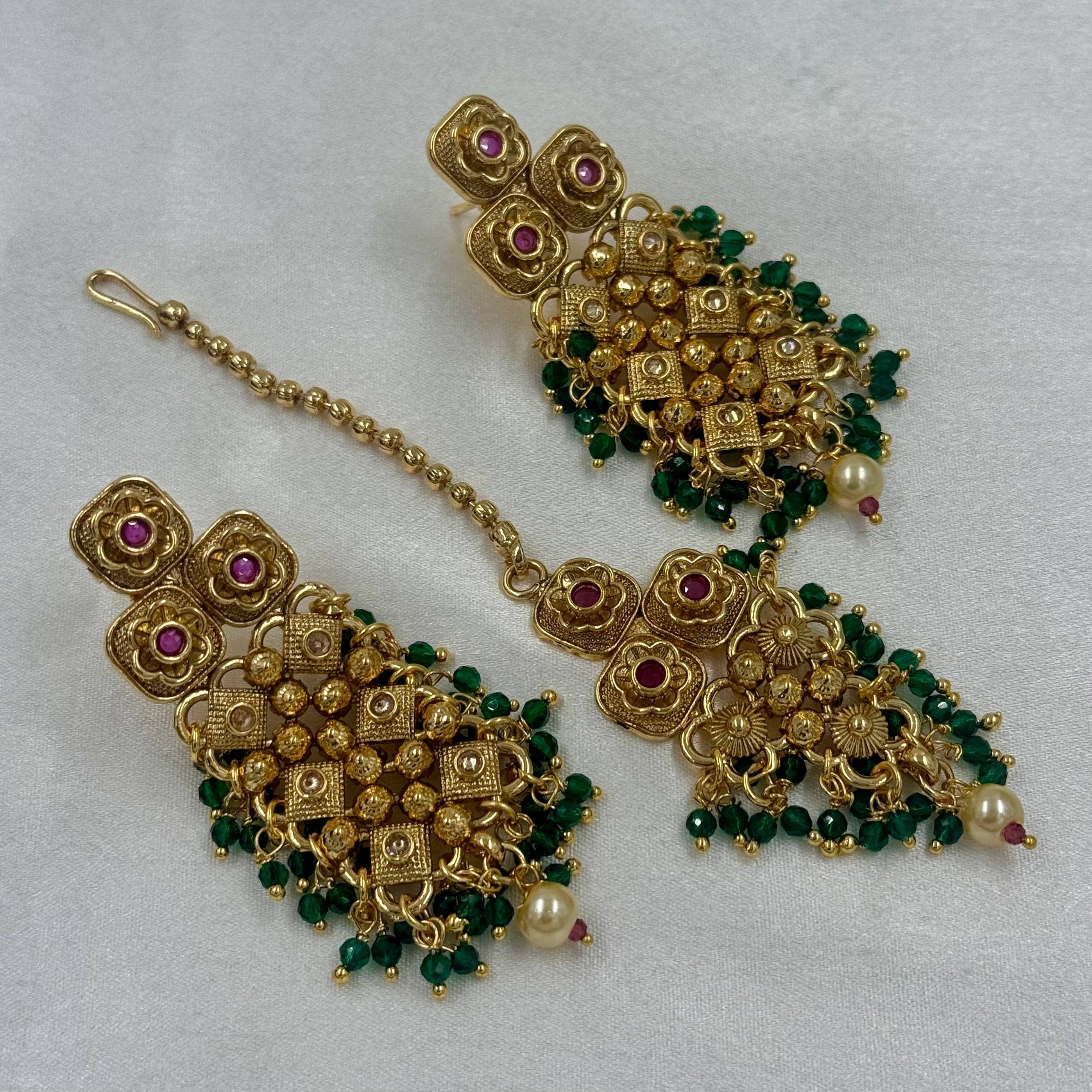 Traditional Choker Jewellery Set Earrings Maang Tikka