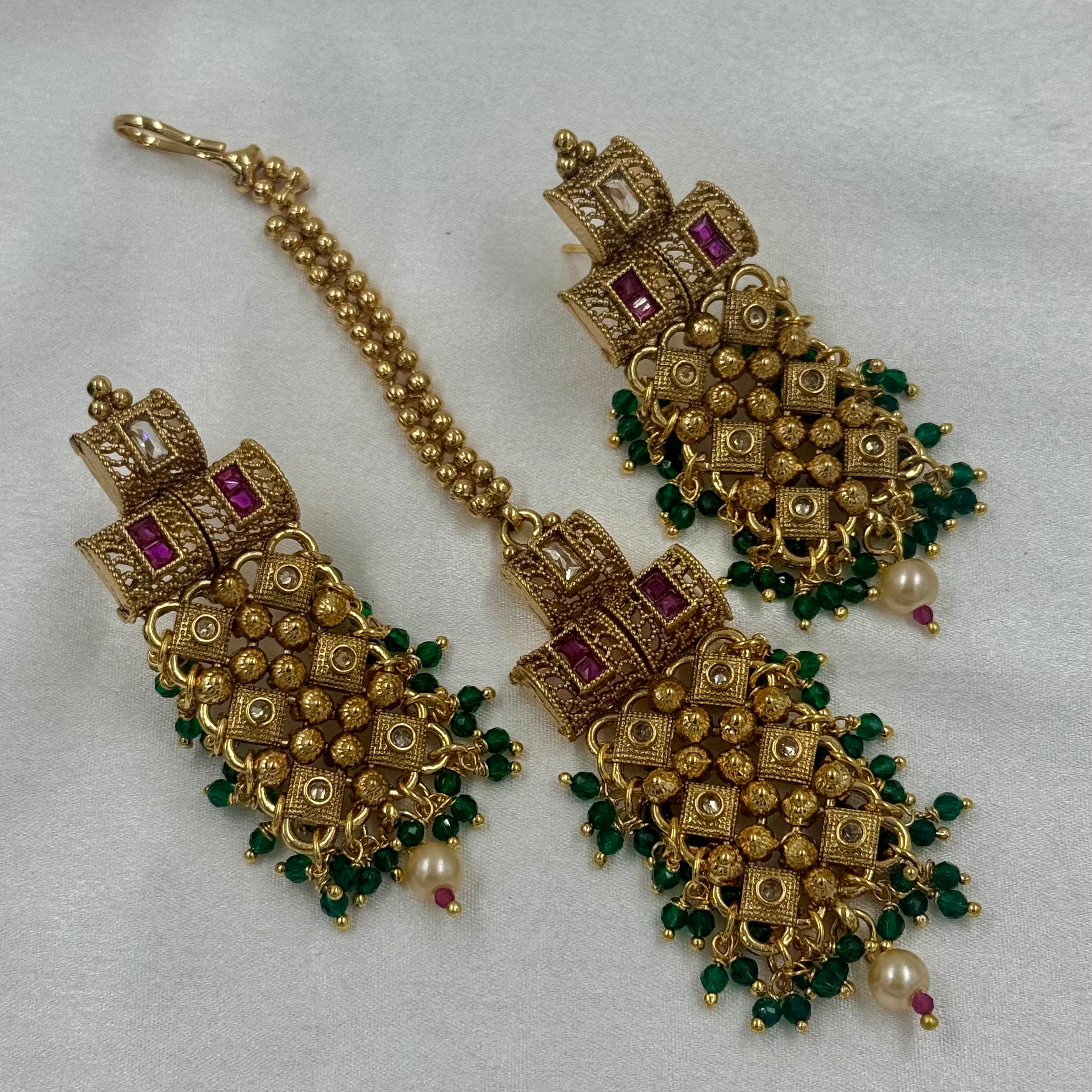 Traditional Choker Jewellery Set Earrings Maang Tikka
