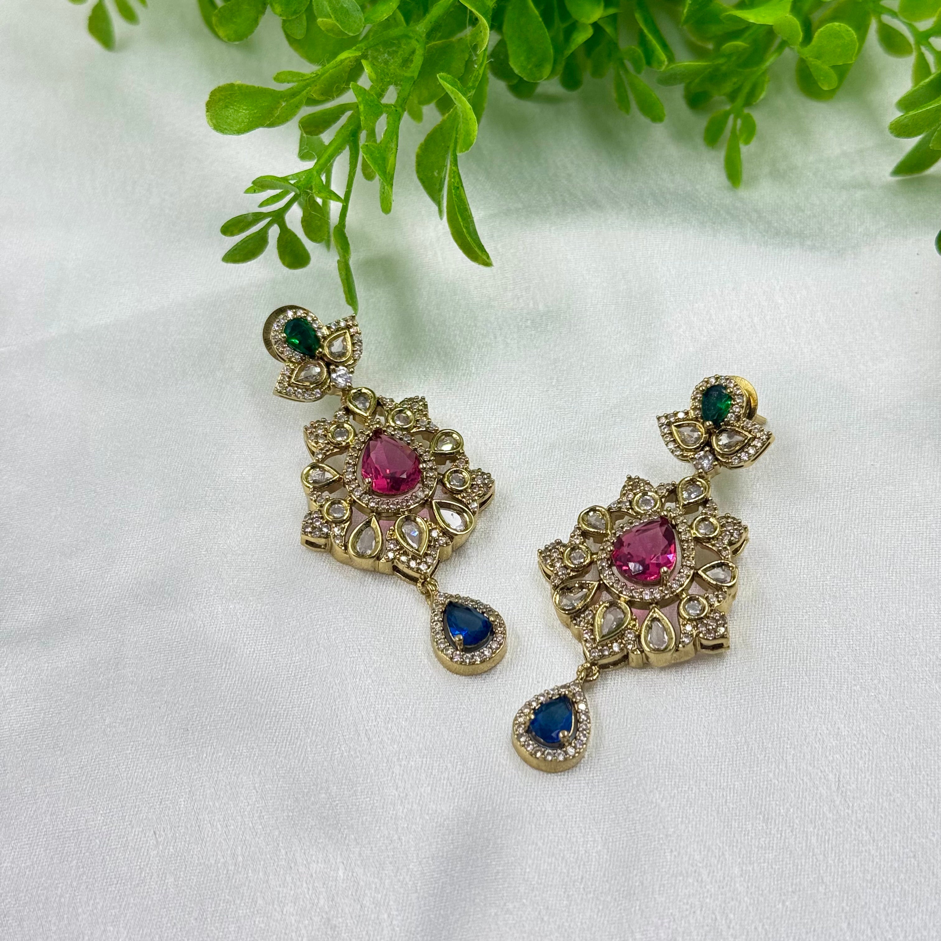 Victorian Multi-Stone Necklace Set with Ruby, Emerald & Sapphire Accents – Antique Bridal Jewellery