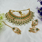Emerald Green Bridal Choker Necklace with Pearls – Traditional Wedding Jewellery