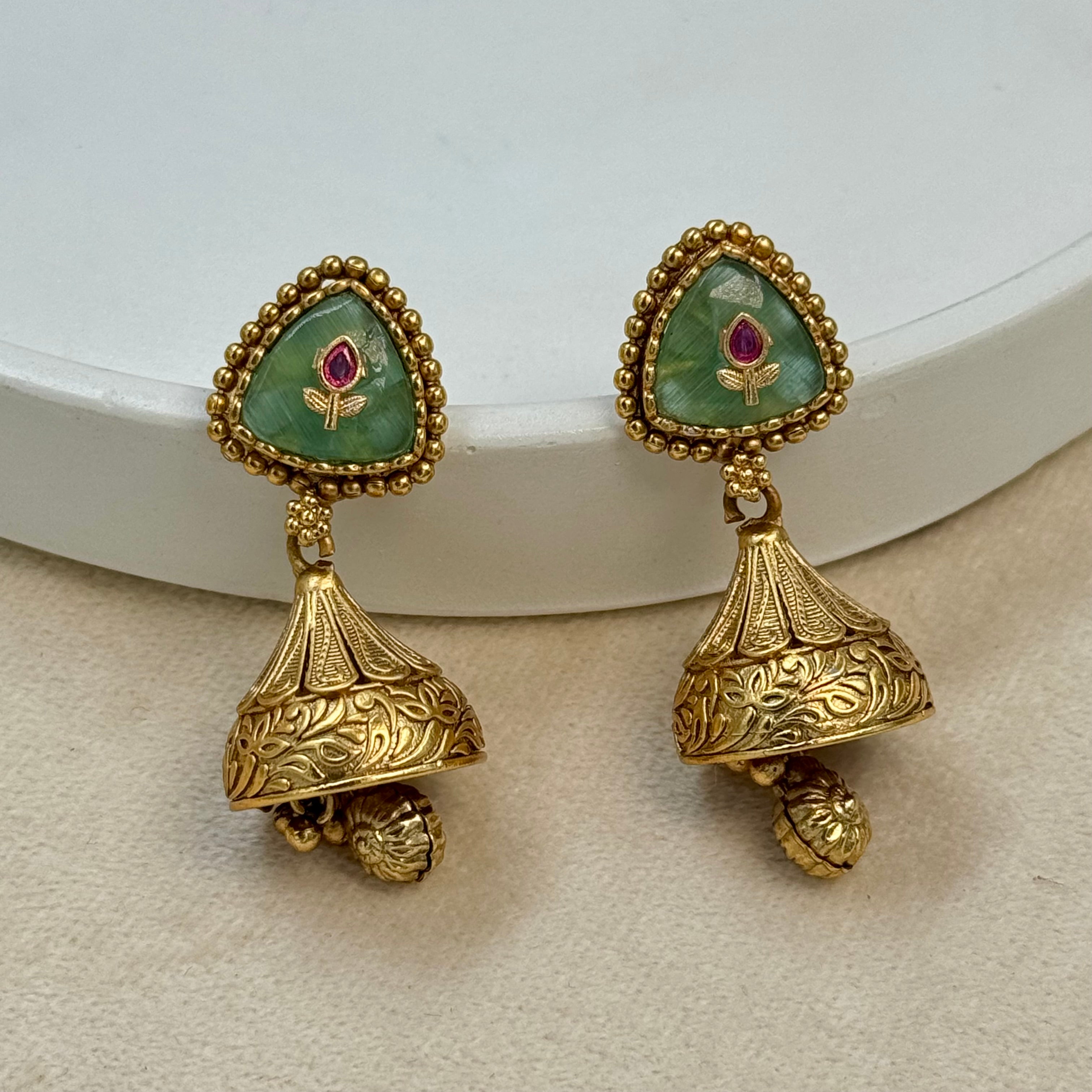 Gajraj Mint Rajwadi Kundan Necklace Set