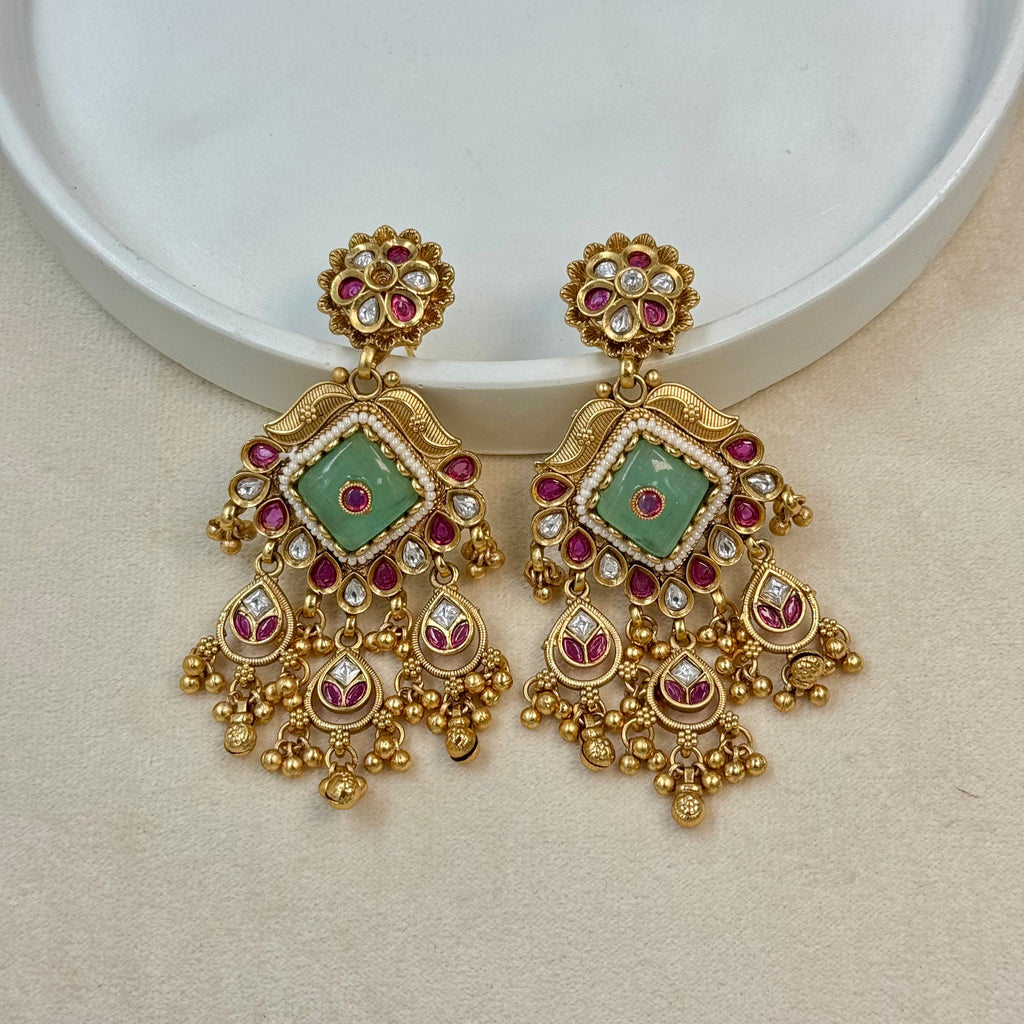 Ruhani Mint Rajwadi Kundan Necklace Set