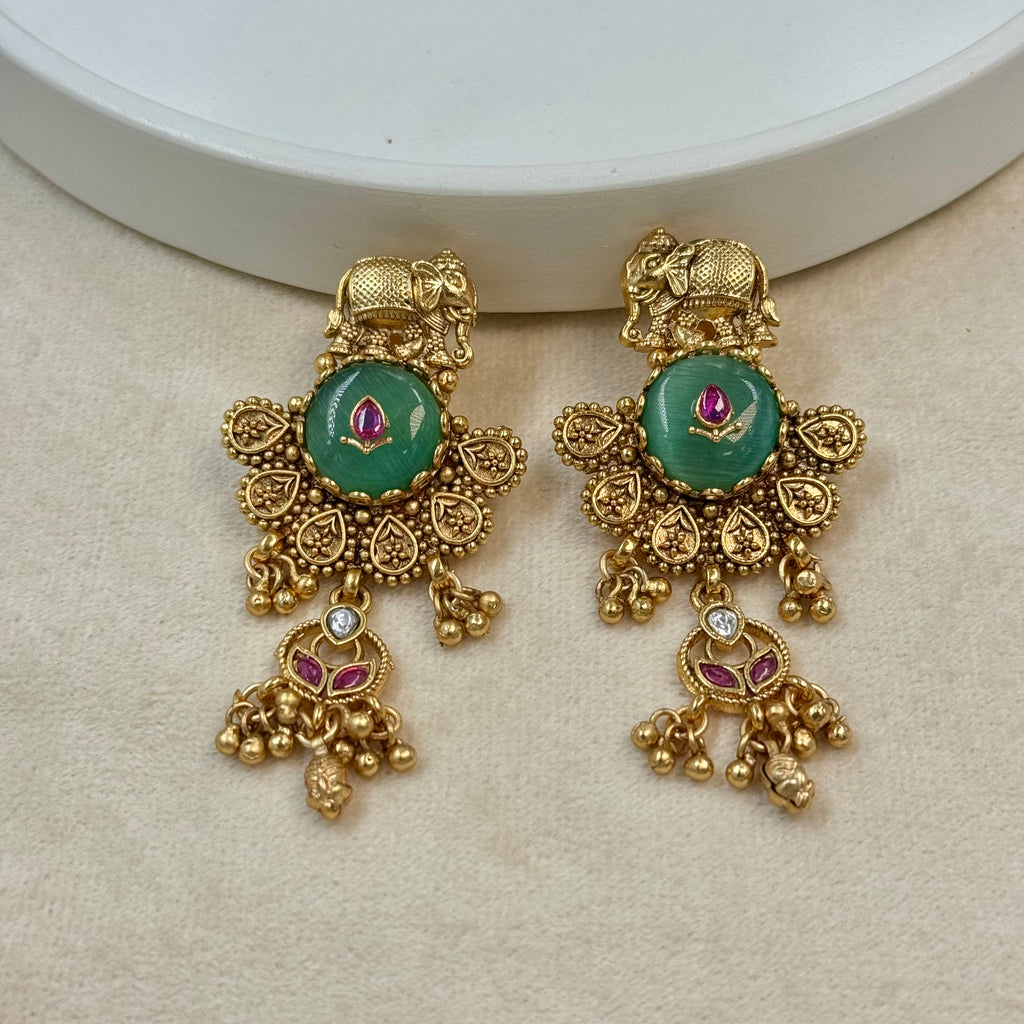 Rajvaibhav Mint Rajwadi Kundan Long Necklace Set