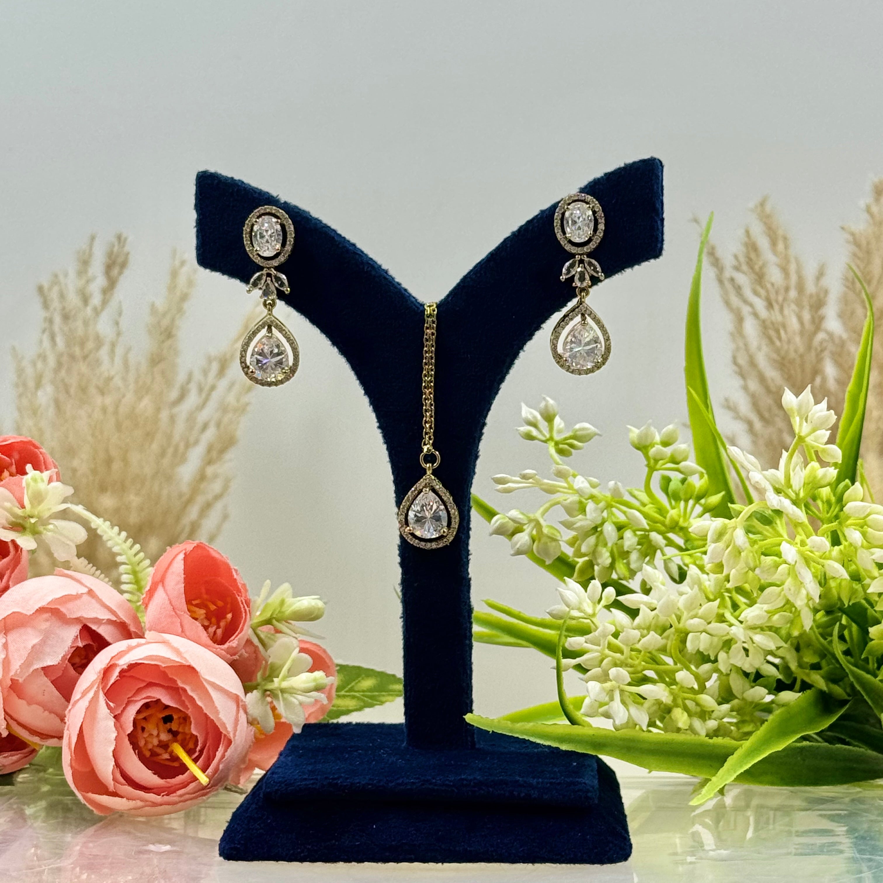 Aarohi White American Diamond Necklace Set