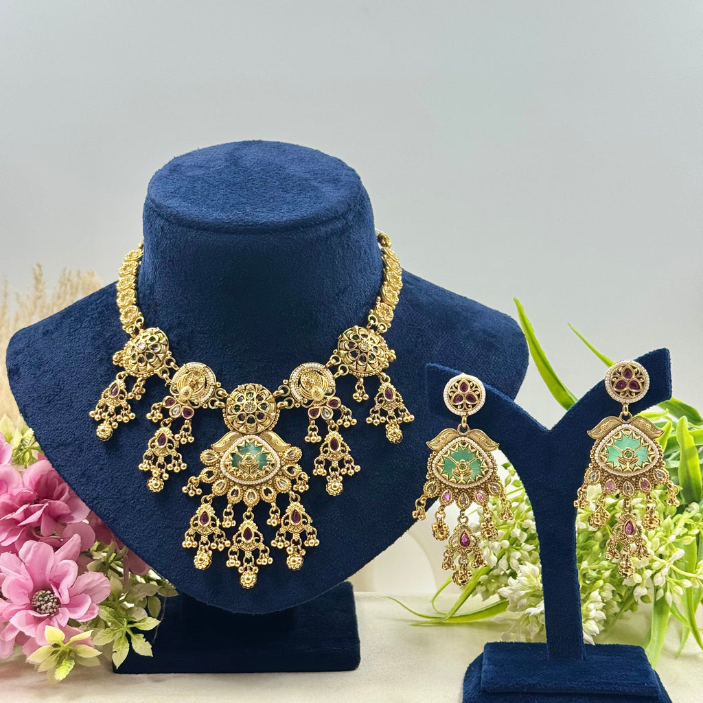 Prakriti Rajwadi Kundan Polki Necklace Set