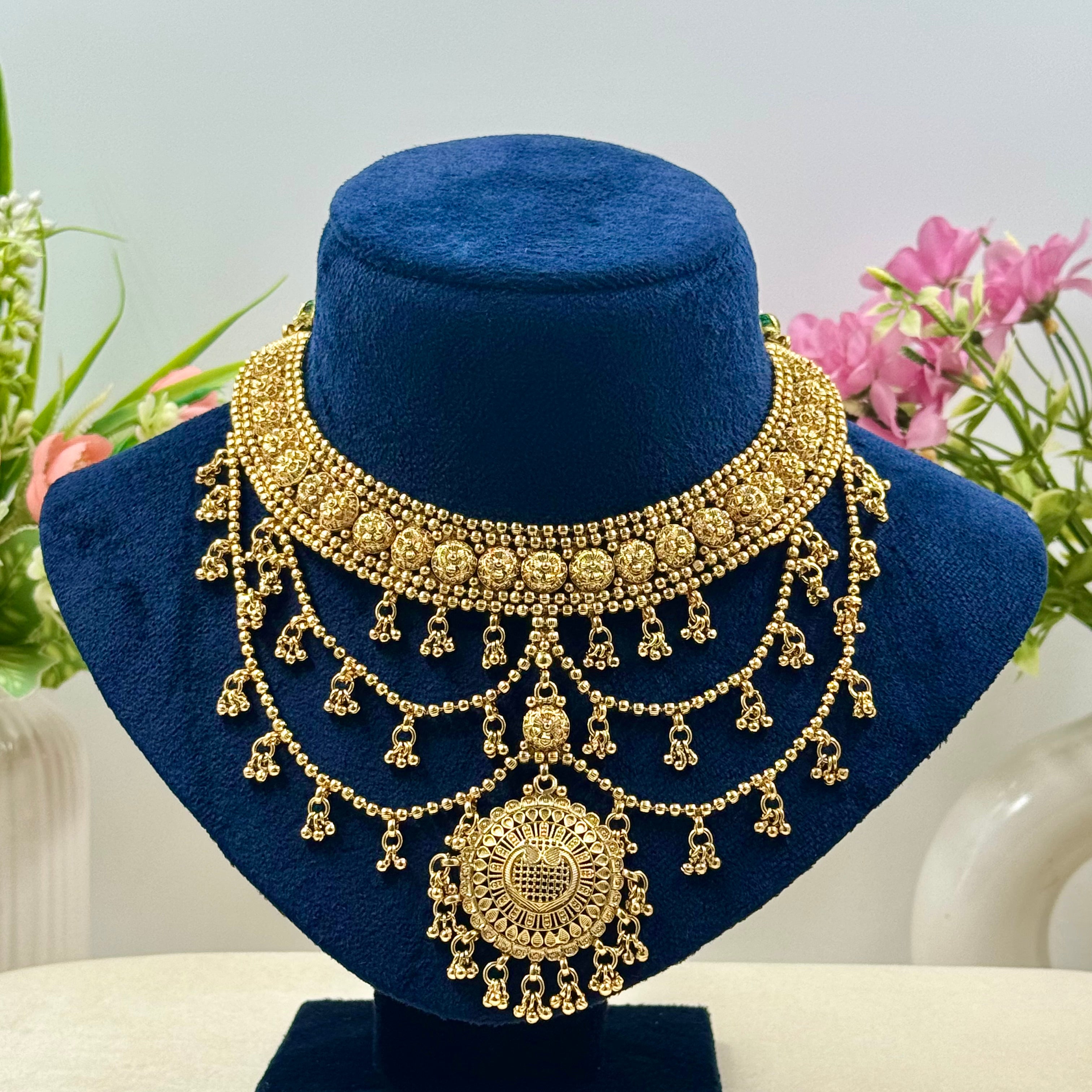 Ishani Rajwadi Statement Necklace Set
