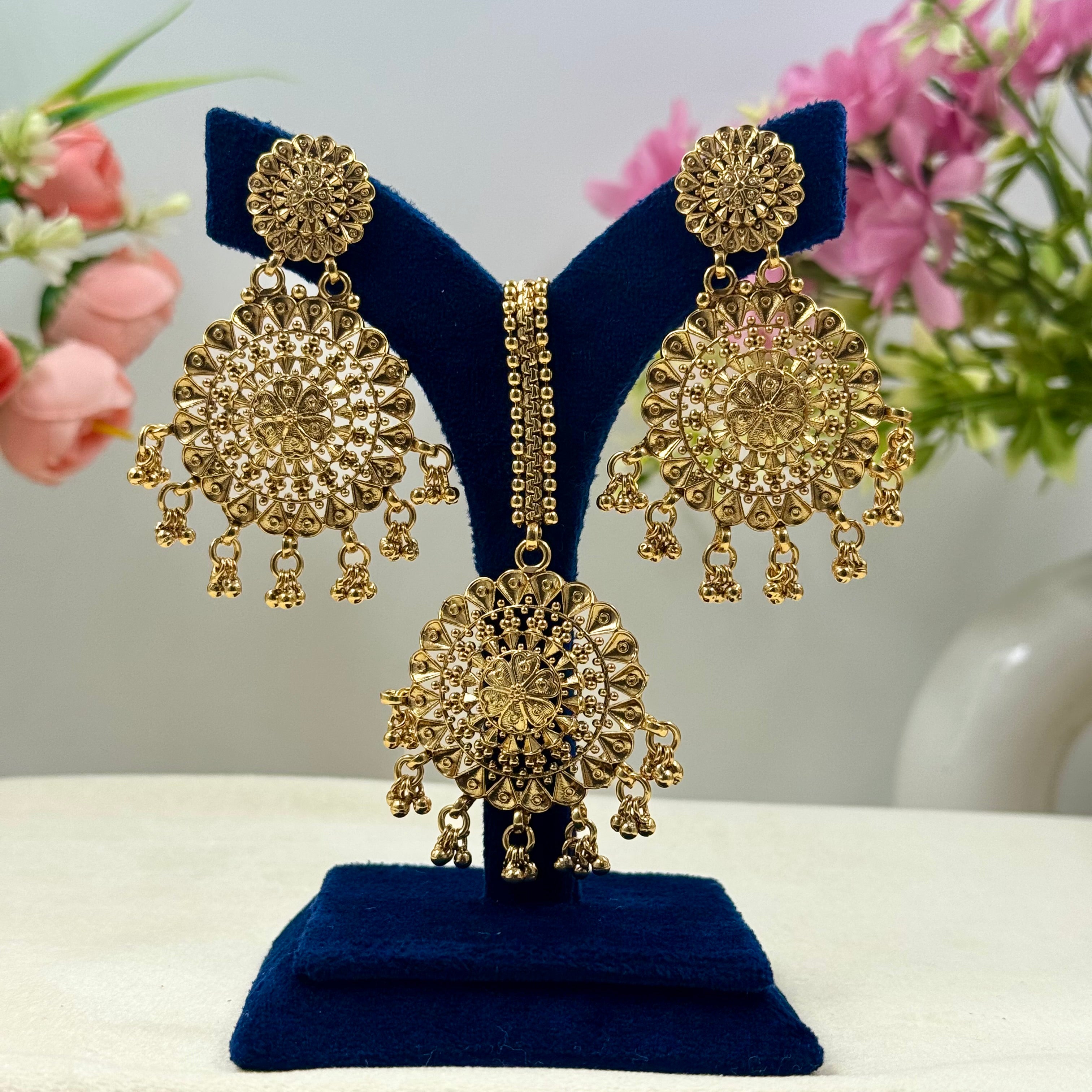 Kavya Traditional Rajwadi Necklace Set