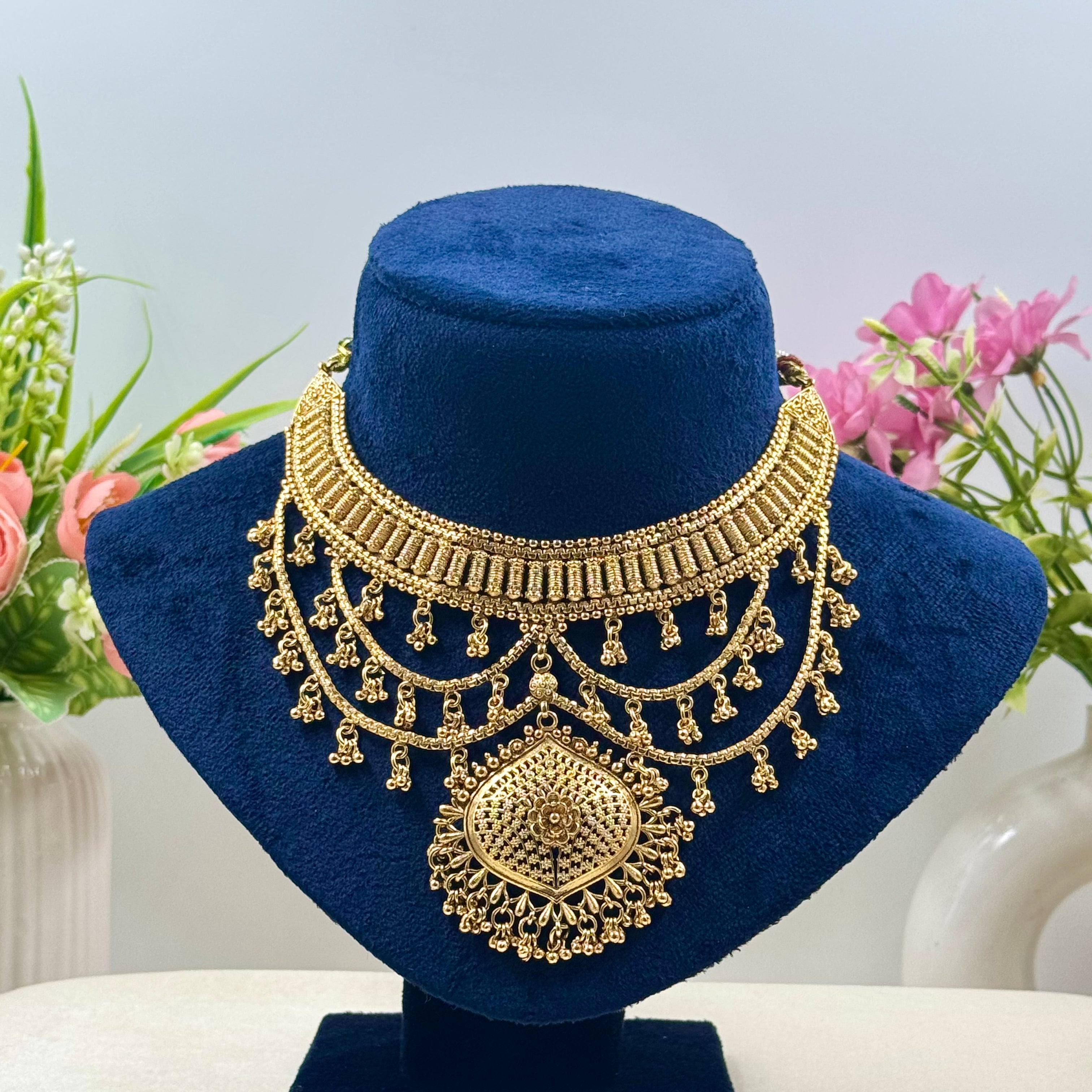 Saanvi Heritage Bridal Necklace Set