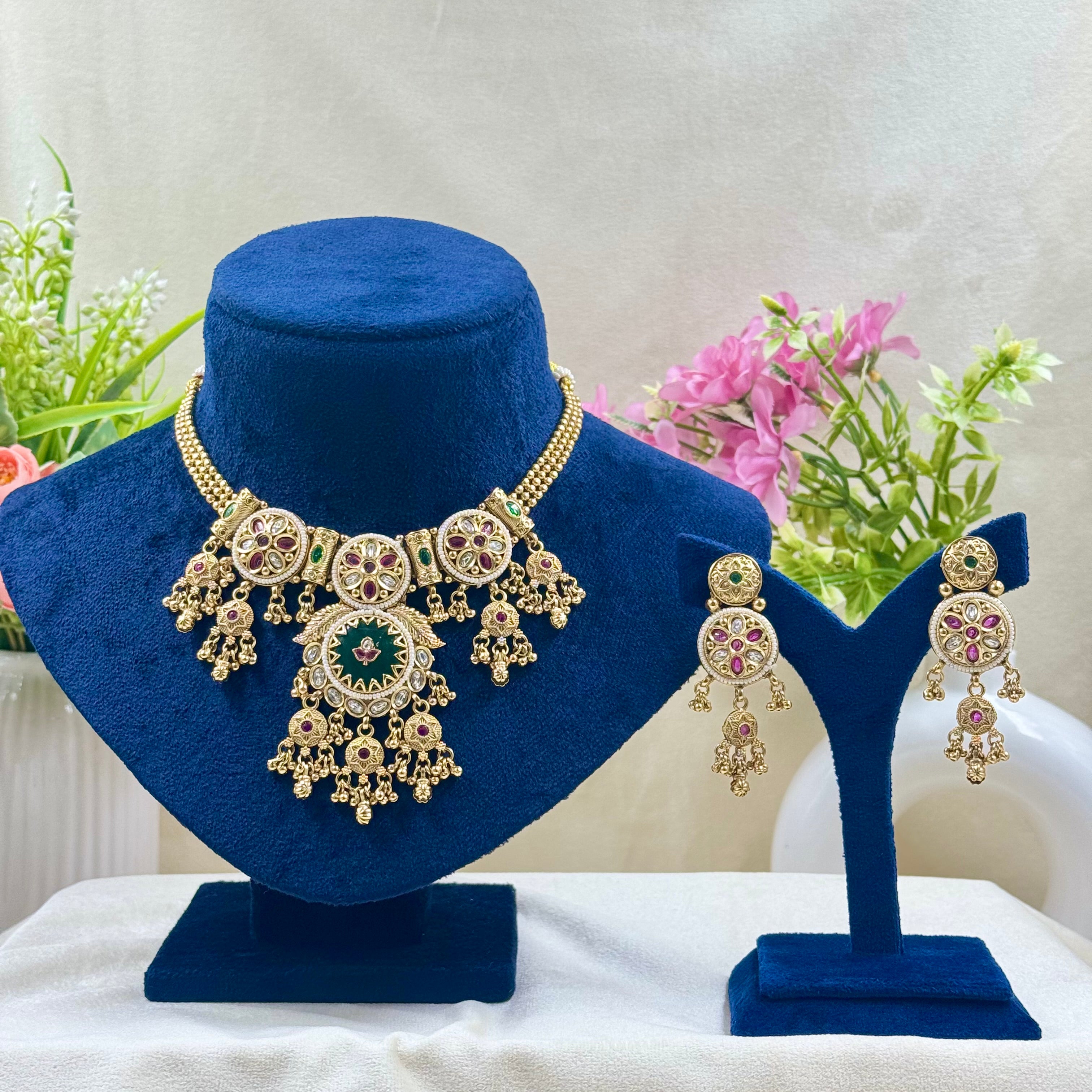 Gauri Green Rajwadi Kundan Necklace Set