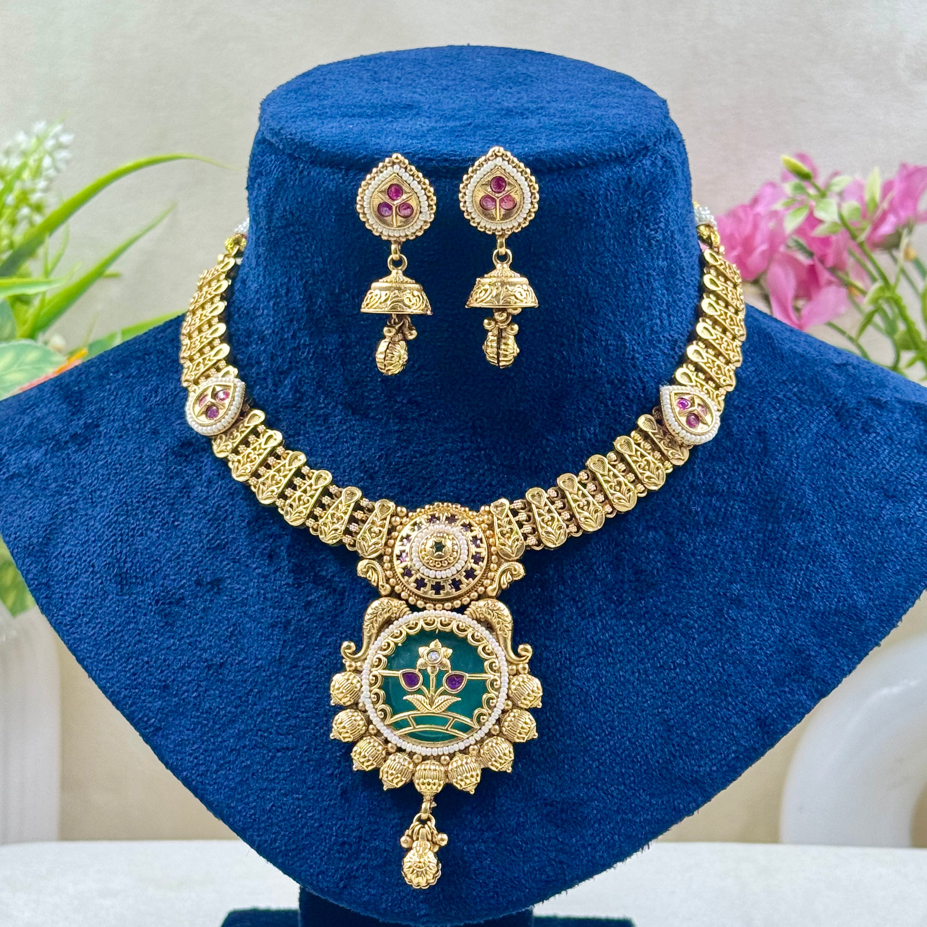 Vaishali Mint Green Heritage Necklace Set