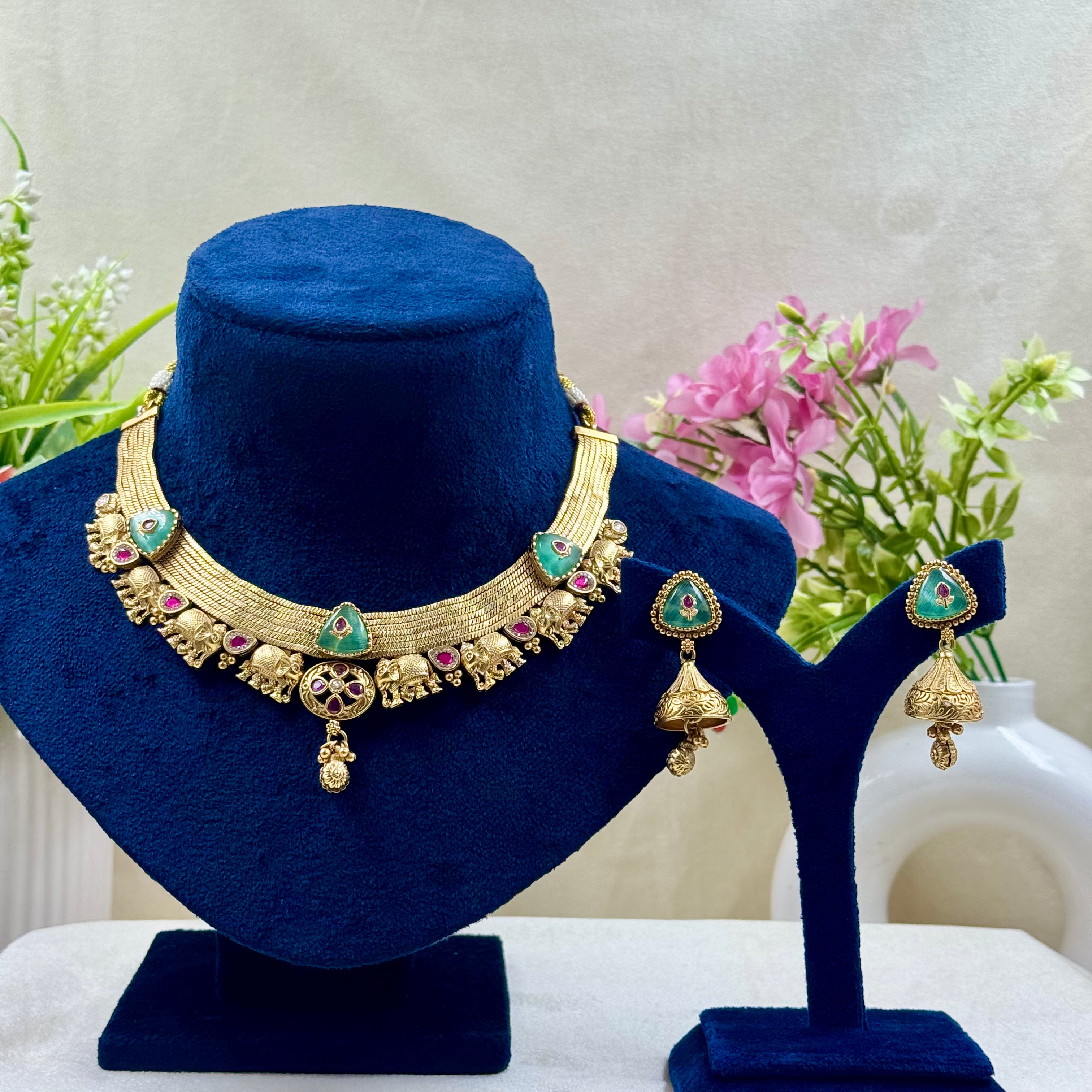 Suhani Rajwadi Mint Stone Necklace Set