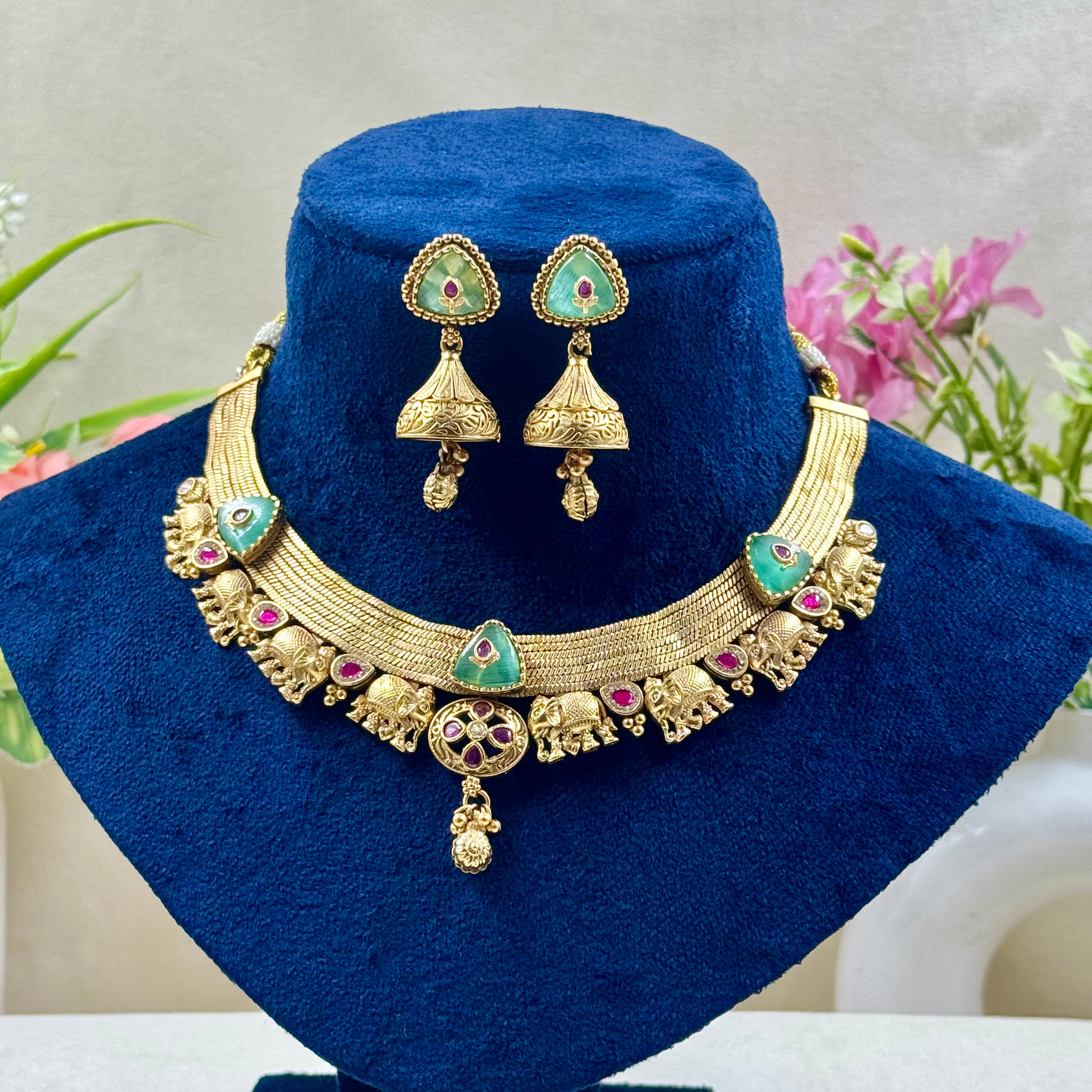Suhani Rajwadi Mint Stone Necklace Set