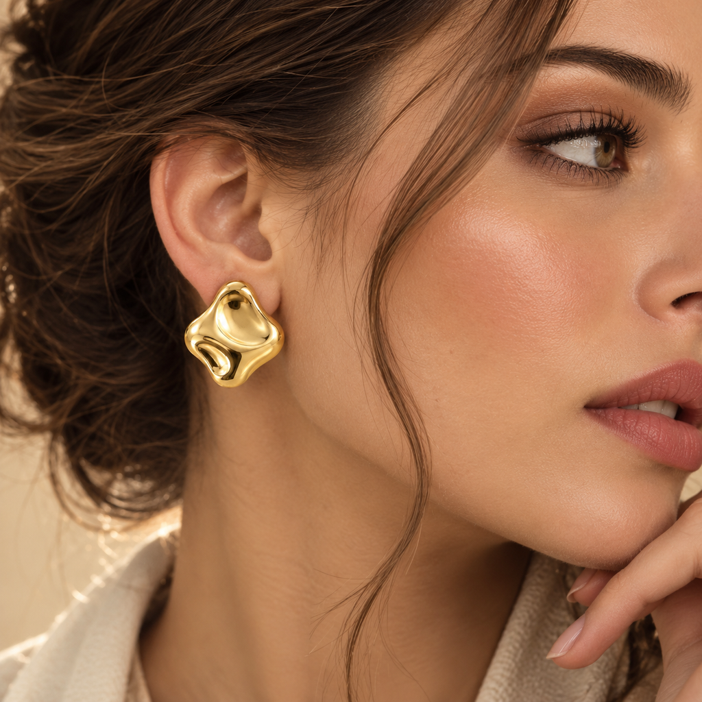 Pebble Stud Earrings – 18K Gold Plated