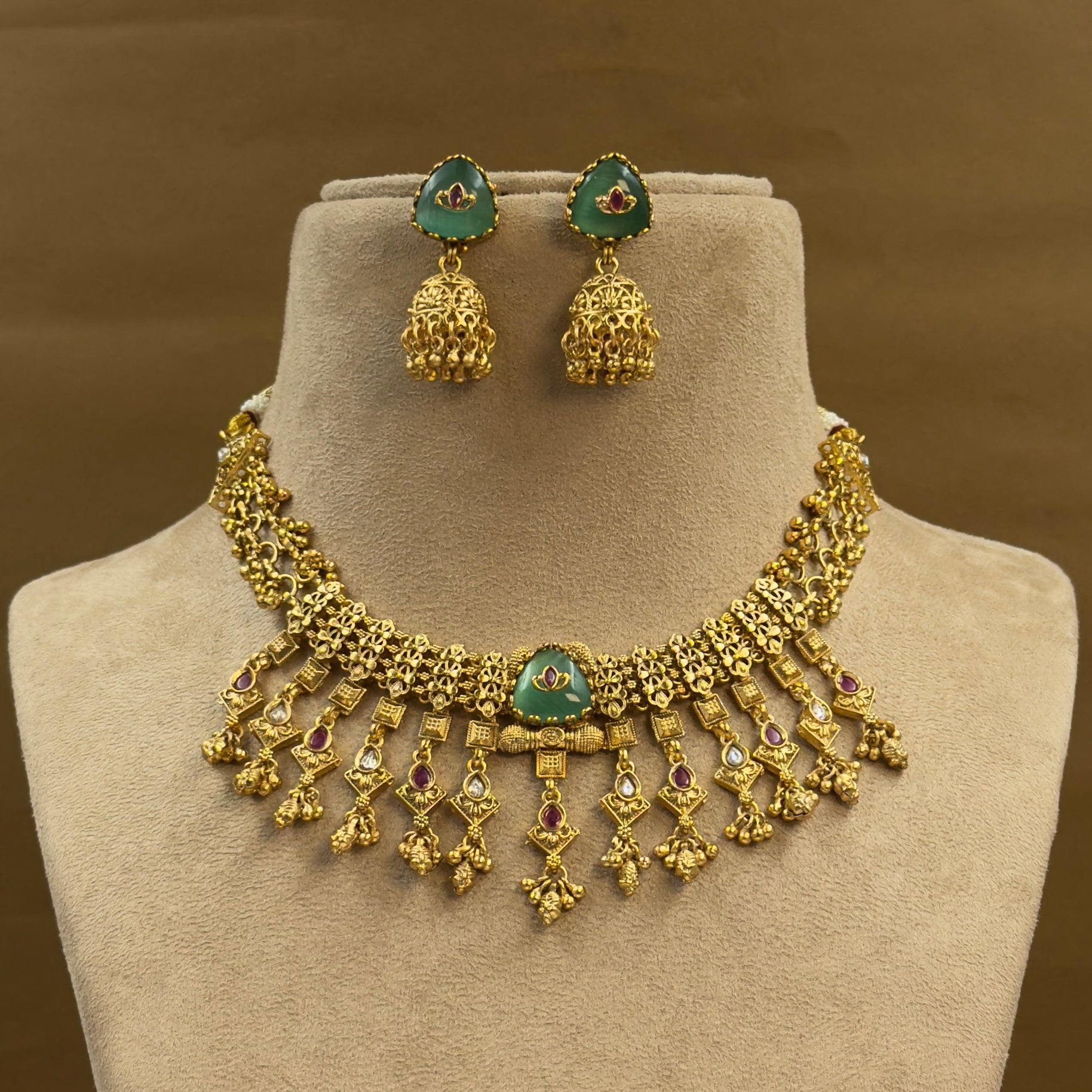 Vrishti Mint Rajwadi Necklace Set for Bridal Wear