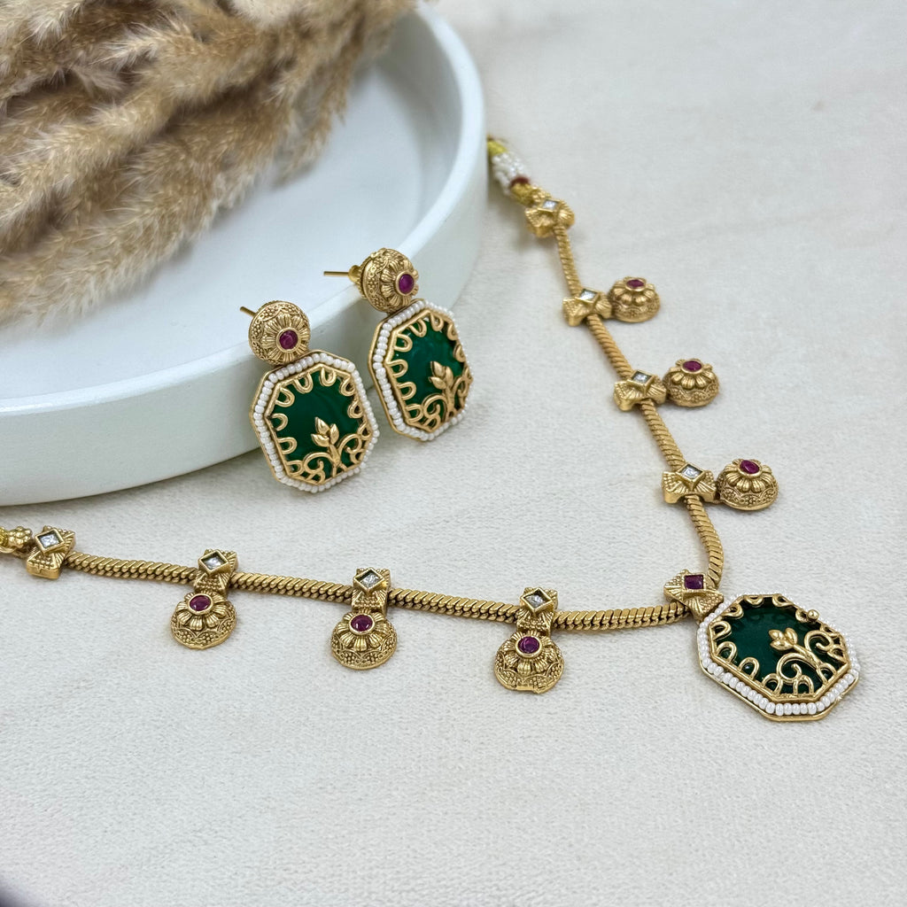 Kundan necklace 