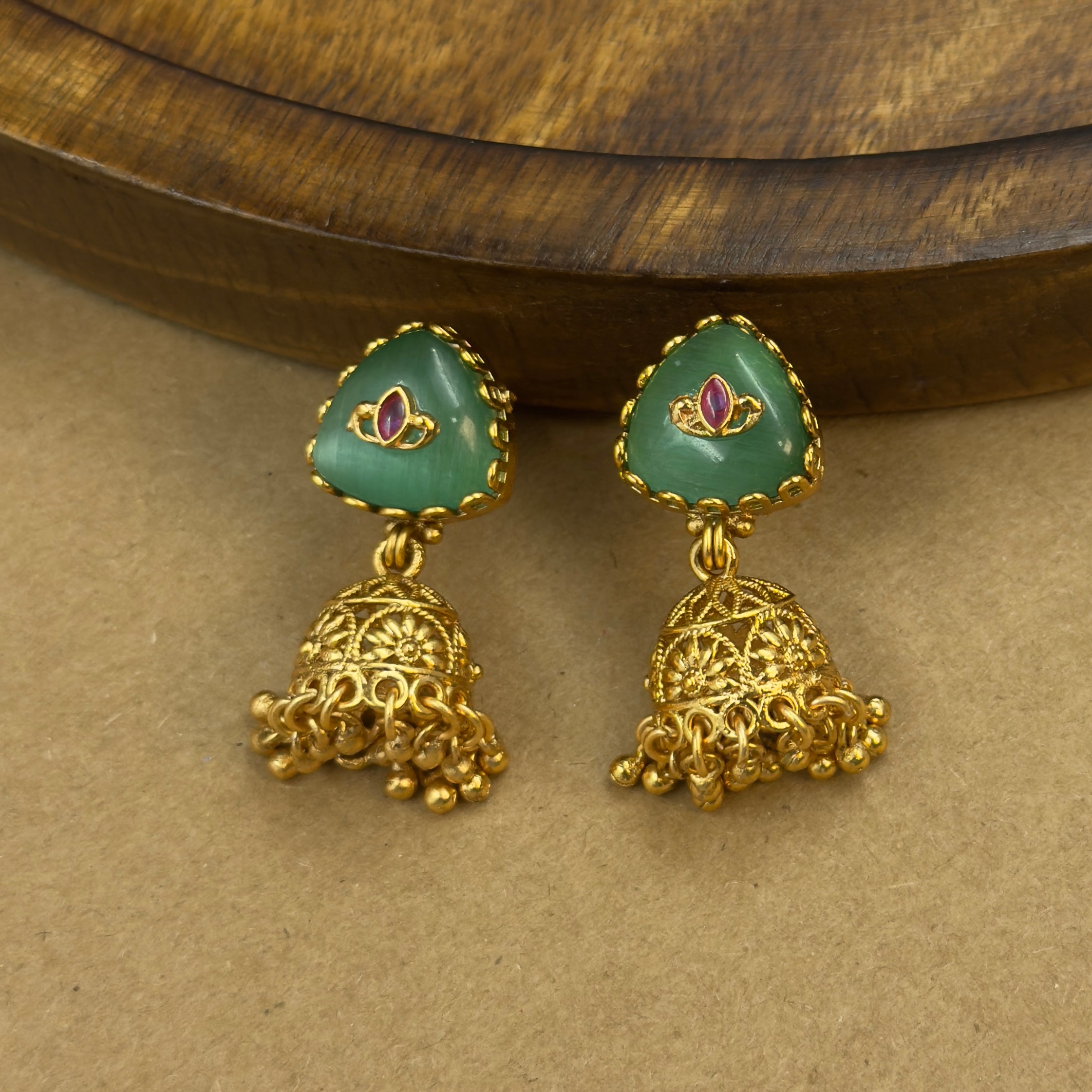 Vrishti Mint Rajwadi Necklace Set for Bridal Wear