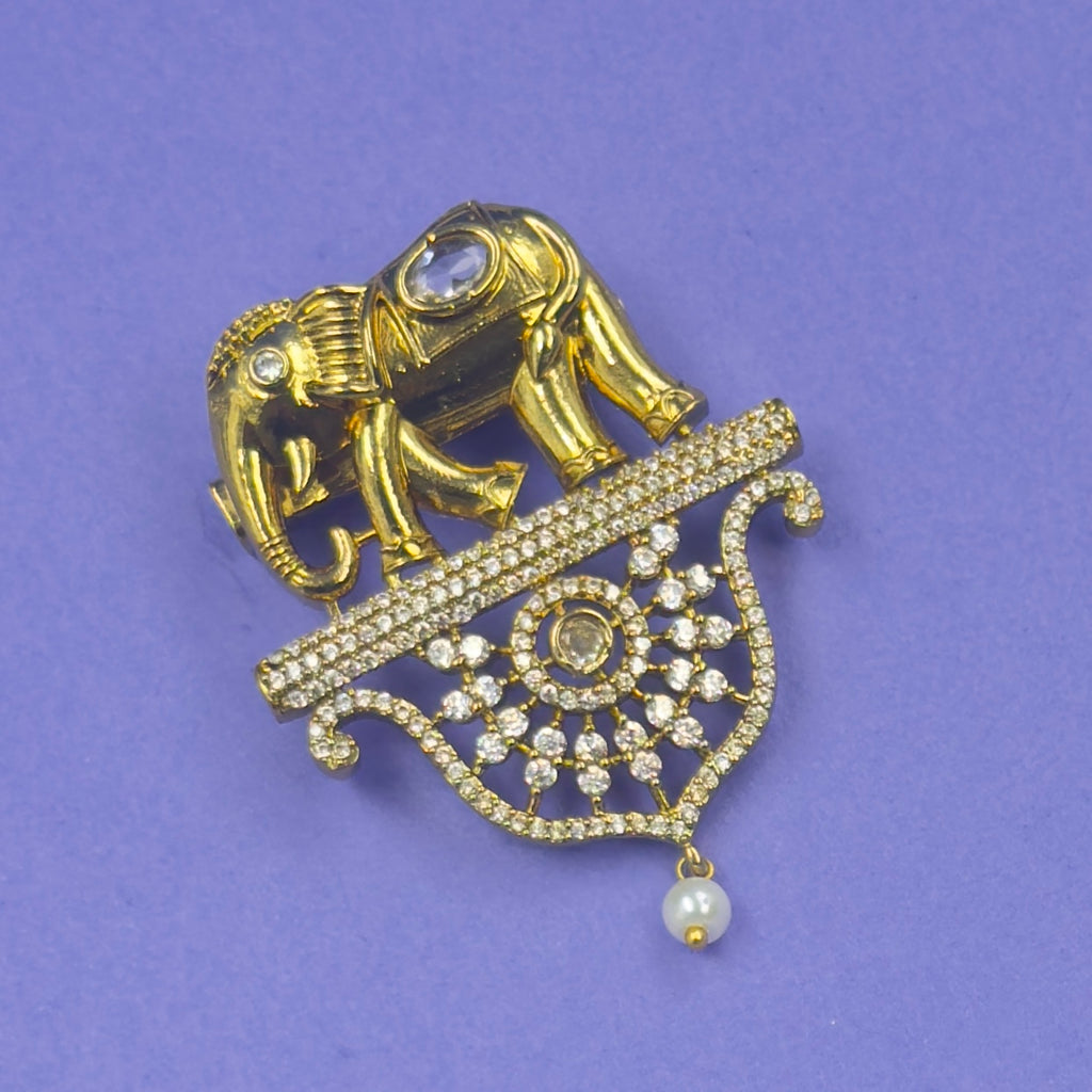 Kalindi Gold Elephant Saree Brooch, styling detail