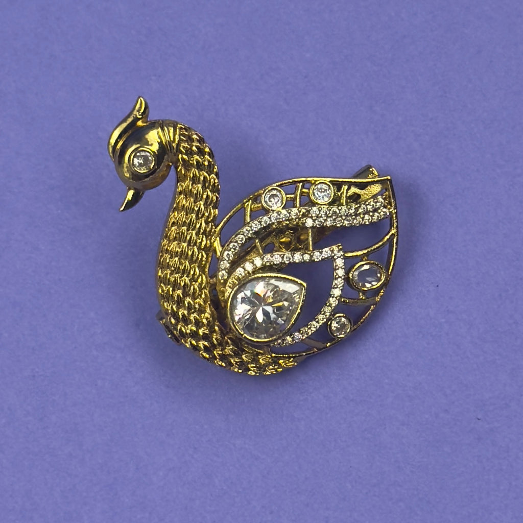 Vaani Gold Peacock Saree Brooch, styling detail