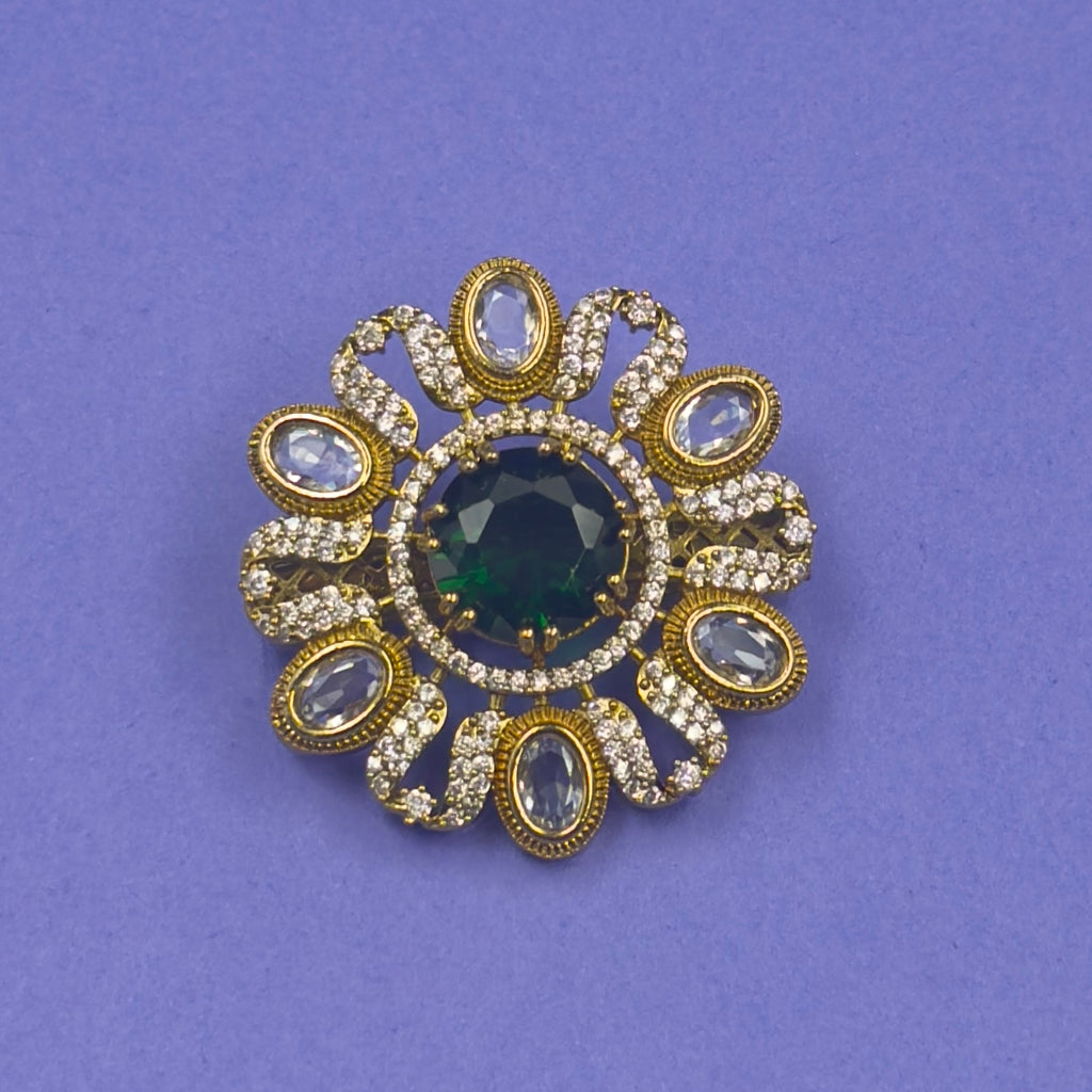 Sanchi Emerald Green Saree Brooch, styling detail